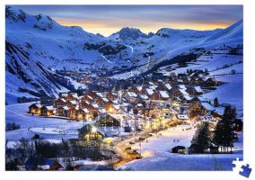 Beautiful Dusk in French Alps Resort | puzzles Pintoo 368 peces