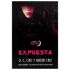 Expuesta | P.C. Cast y....